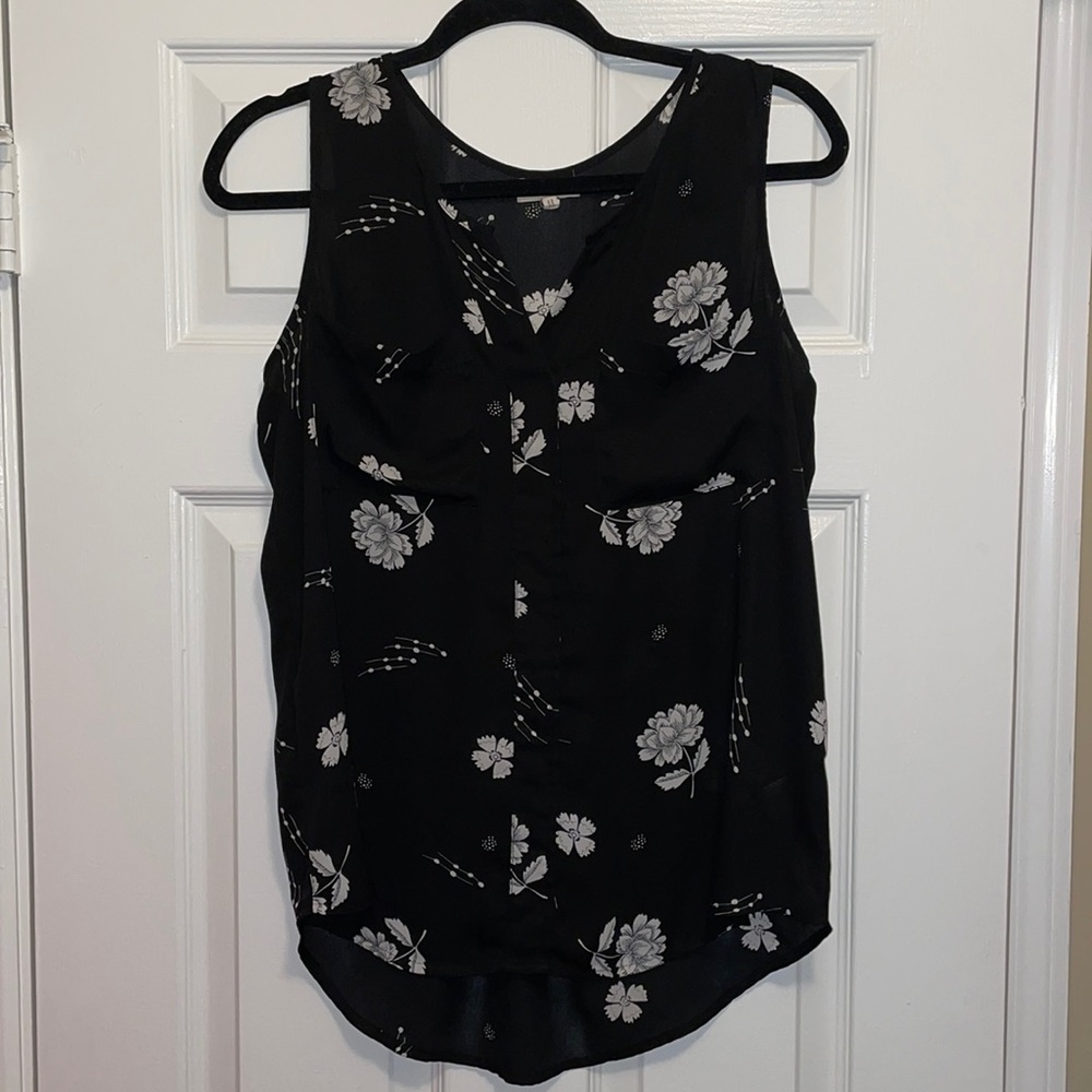 Maurice’s Floral blouse